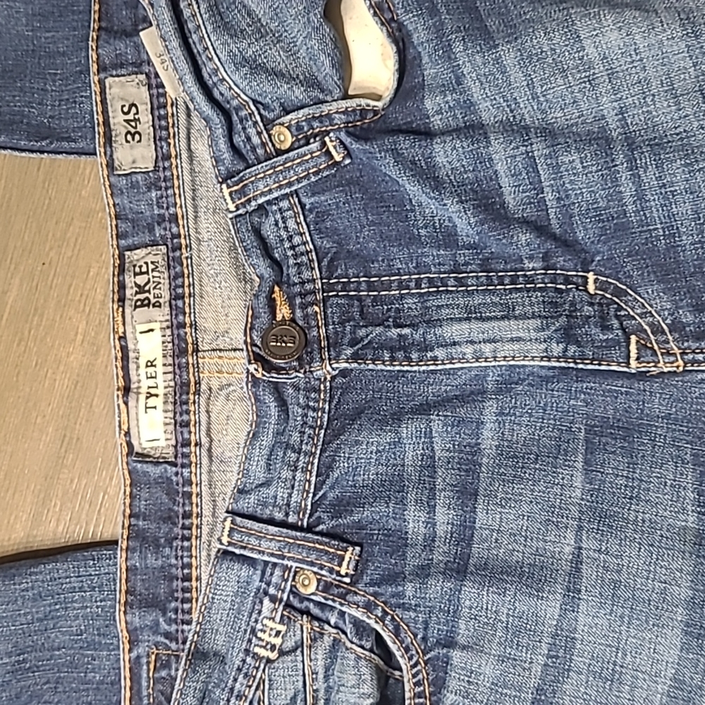 Men's Buckle Jeans